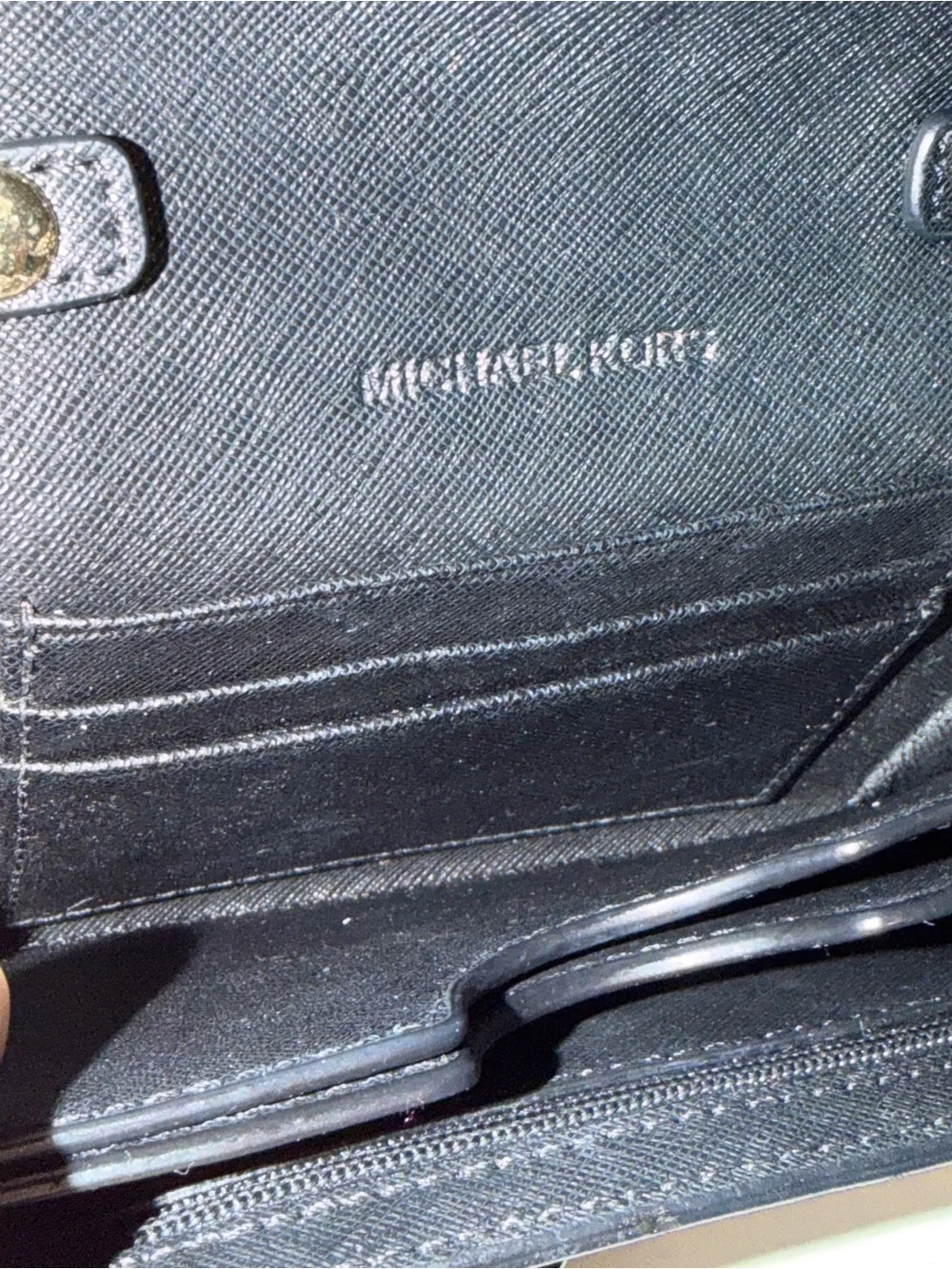 Michael Kors Small Logo Signature Clutch Wallet Crossbody On A Chain - Black